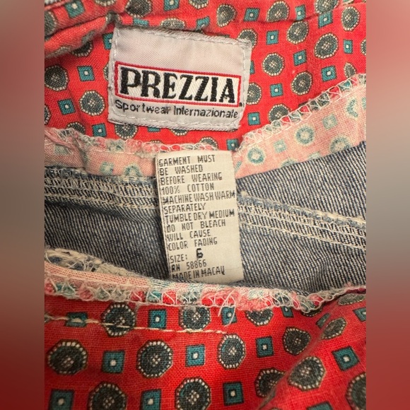 Prezzia Vintage Acid Washed High Waisted Mom Jeans - Picture 3 of 6